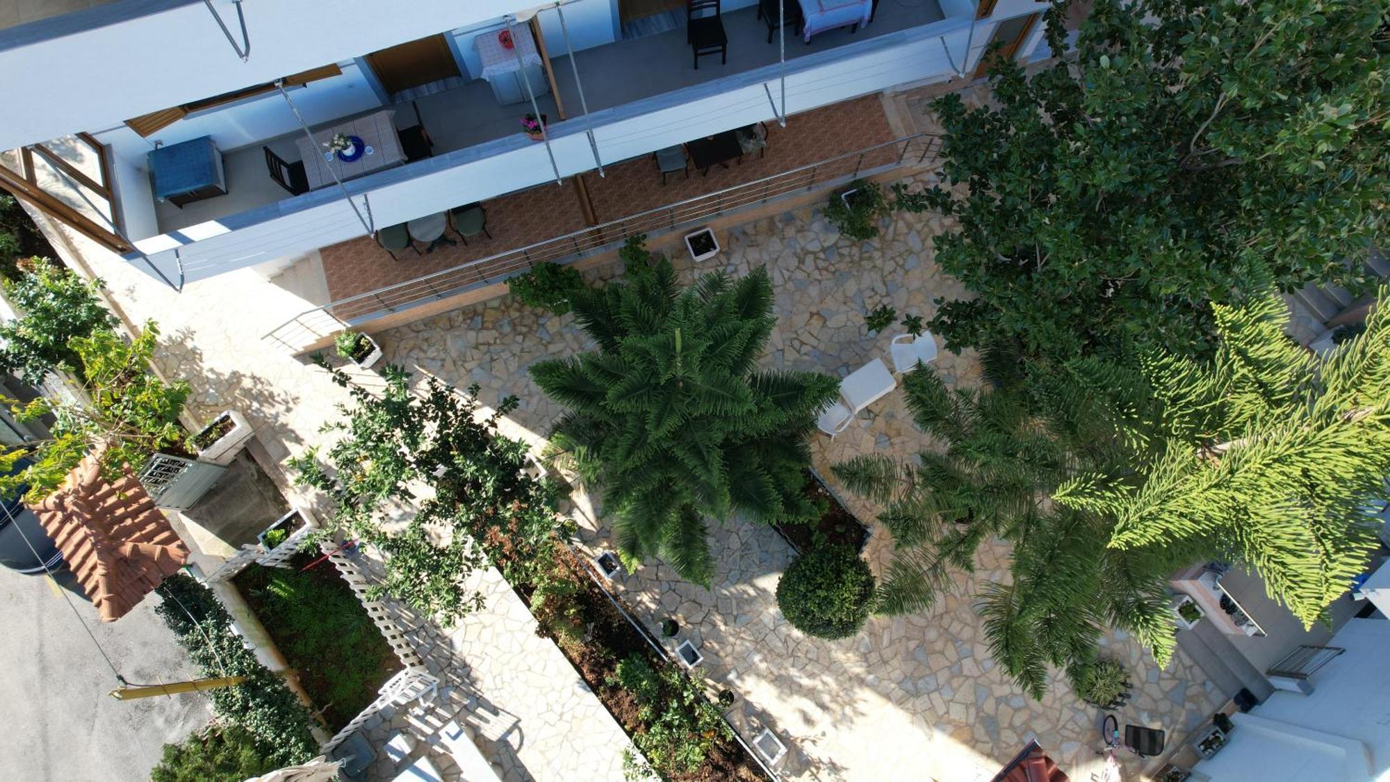Hotel Chris Ksamil Exterior photo